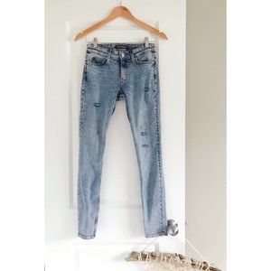 ✨CLEARANCE✨Calvin Klein Skinny Jeans (26)